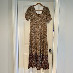Natural Life NWOT Medium